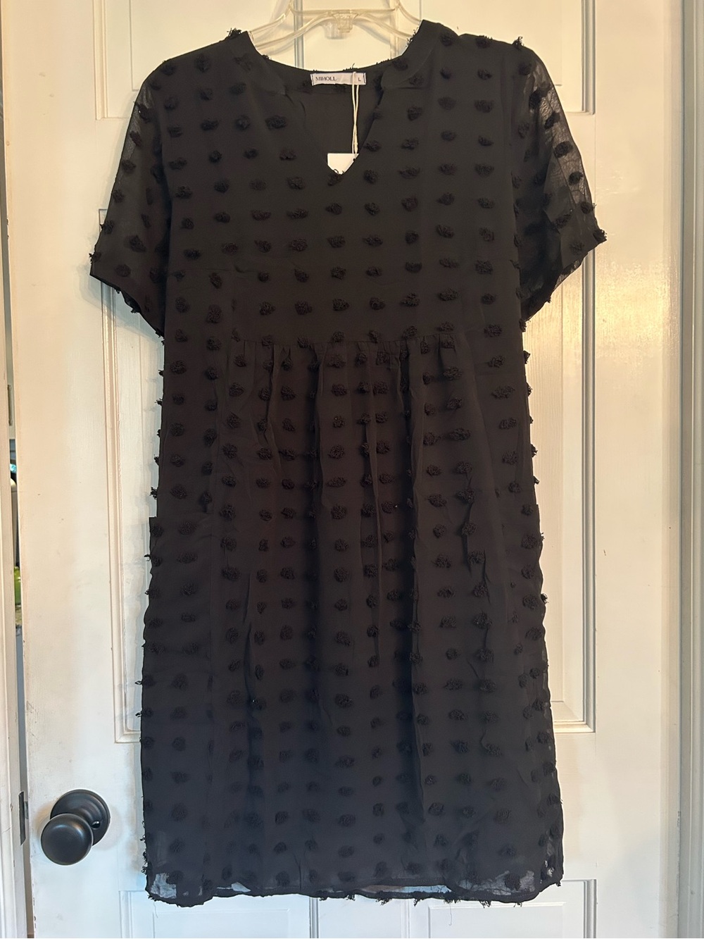 Black Short-Sleeve Textured Dot Casual Dress